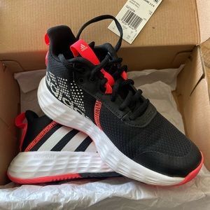ADIDAS OWNTHEGAME 2.0K